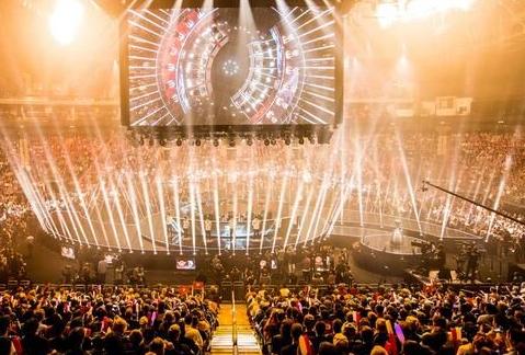 境中庆祝生 境中庆祝生