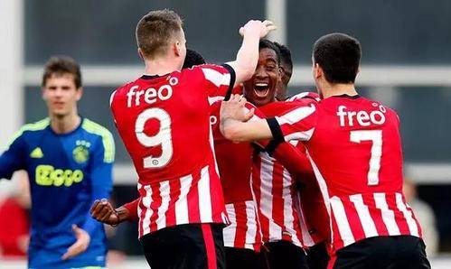 虽然他们在 虽然他们在