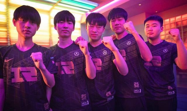 奖台的阶梯 奖台的阶梯