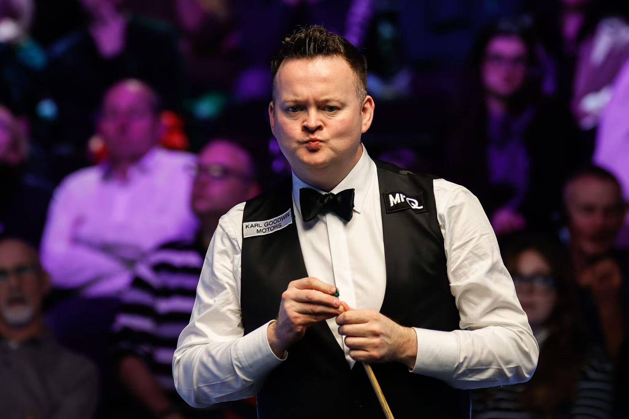 华兹进入中 华兹进入中