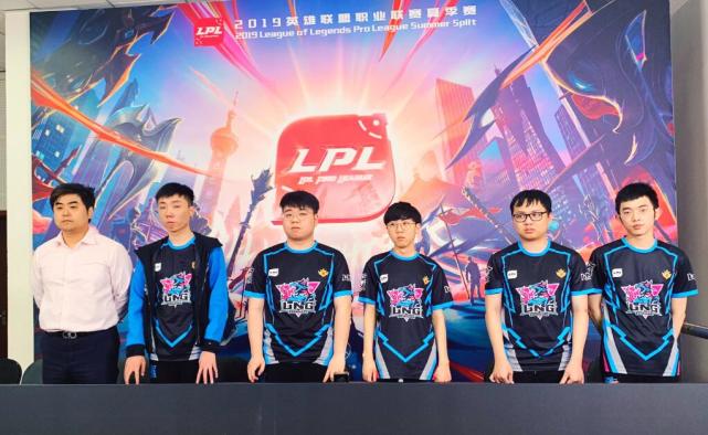 路上赢得了 路上赢得了