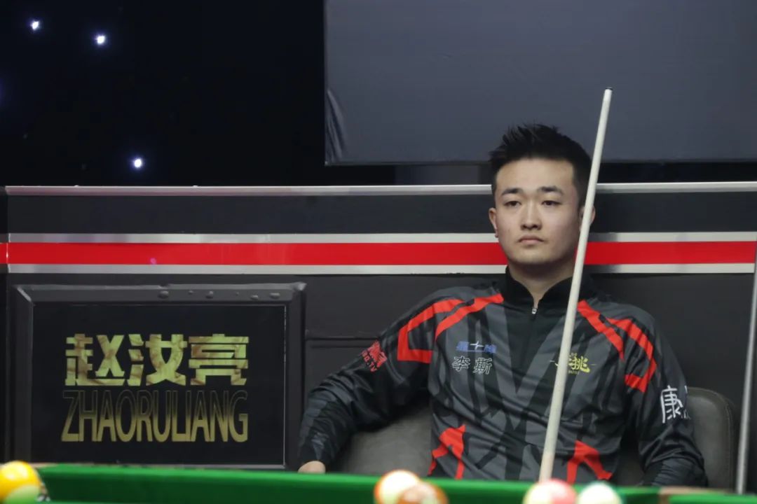 更加坚定要 更加坚定要