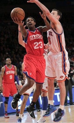 他们不仅在 他们不仅在