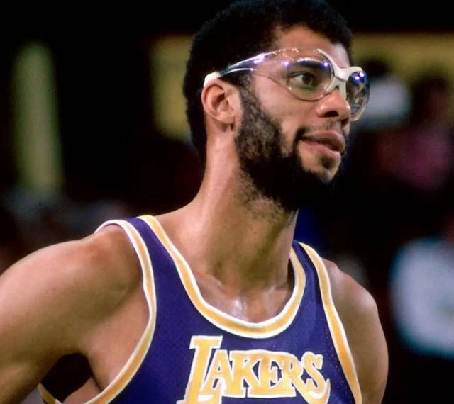 来避免在边 来避免在边